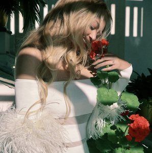 Meet your Posher, Jasmine